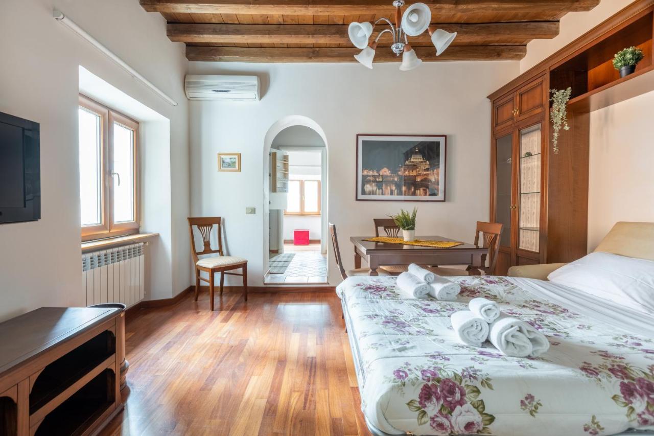 Vg Trevi Fountain 5 Stelle Elegant Apartment Рим Экстерьер фото